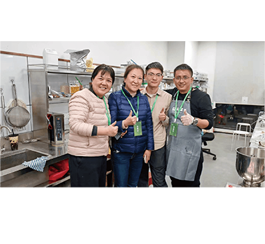 食用研發(fā)團隊赴武漢益禾堂總部技術(shù)服務(wù)