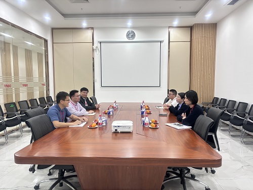1703662526586313.jpg 11月21日寮步鎮(zhèn)副鎮(zhèn)長胡敏來司走訪.jpg