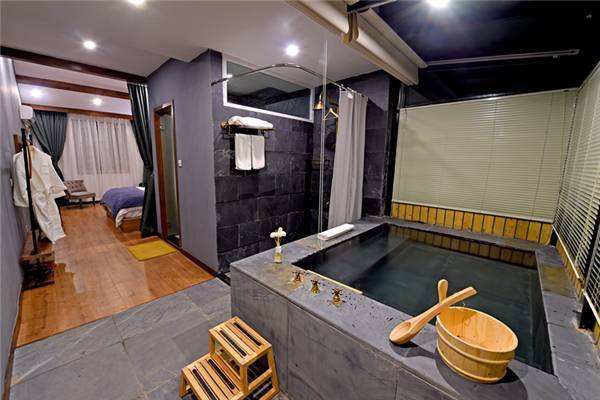 老溫泉設(shè)計(jì)如何重新改造